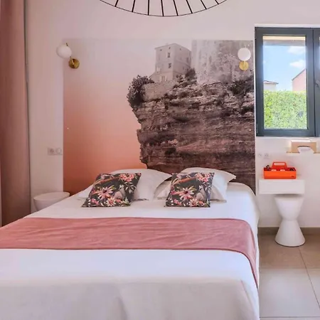 Casa Nova 3* Sagone (Corsica)